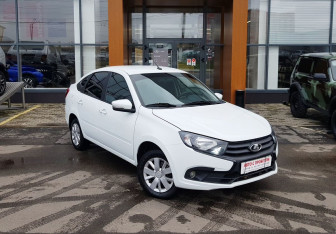 Подержанный автомобиль LADA (ВАЗ) Granta Liftback 2022 года (3 фото)