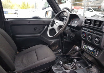 Подержанный автомобиль LADA (ВАЗ) 2121 (4x4) 2020 года (9 фото)