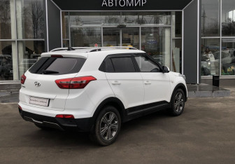 Подержанный автомобиль Hyundai Creta 2017 года (5 фото)