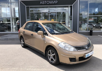 Подержанный автомобиль Nissan Tiida Sedan 2007 года (3 фото)