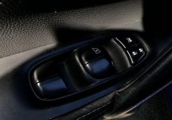 Подержанный автомобиль Nissan Qashqai 2014 года (13 фото)
