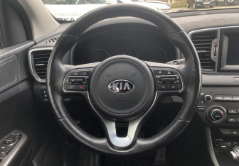 Подержанный автомобиль Kia Sportage 2018 года (12 фото)