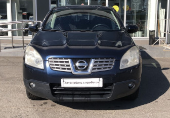 Подержанный автомобиль Nissan Qashqai 2009 года (2 фото)