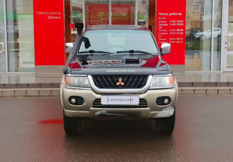 Подержанный автомобиль Mitsubishi Pajero Sport 2002 года (2 фото)