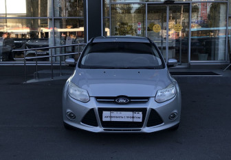 Подержанный автомобиль Ford Focus Sedan 2012 года (2 фото)