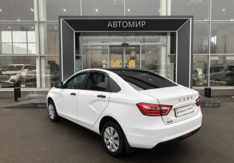 Подержанный автомобиль LADA (ВАЗ) Vesta Sedan 2017 года (7 фото)