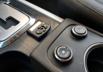 Подержанный автомобиль Nissan Pathfinder 2013 года (16 фото)