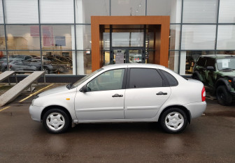Подержанный автомобиль LADA (ВАЗ) Kalina Sedan 2008 года (8 фото)