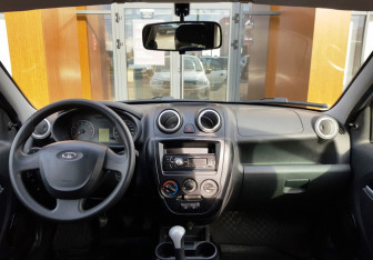 Подержанный автомобиль LADA (ВАЗ) Granta Liftback 2016 года (11 фото)