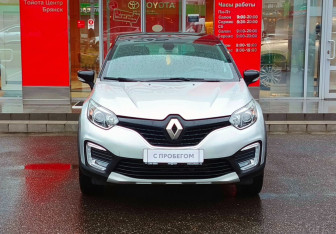 Подержанный автомобиль Renault Kaptur 2019 года (2 фото)