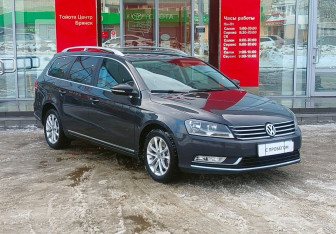 Подержанный автомобиль Volkswagen Passat Wagon 2011 года (3 фото)