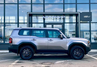 Новый Toyota Land Cruiser Prado 2024 (5 фото)