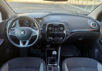Подержанный автомобиль Renault Kaptur 2020 года (15 фото)