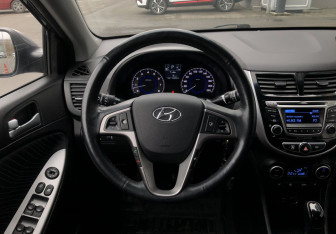 Подержанный автомобиль Hyundai Solaris Sedan 2016 года (12 фото)