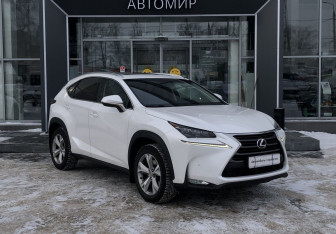 Подержанный автомобиль Lexus NX 2015 года (3 фото)