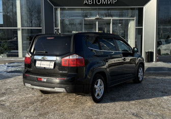 Подержанный автомобиль Chevrolet Orlando 2013 года (5 фото)