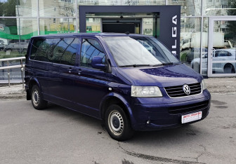 Подержанный автомобиль Volkswagen Caravelle 2007 года (3 фото)