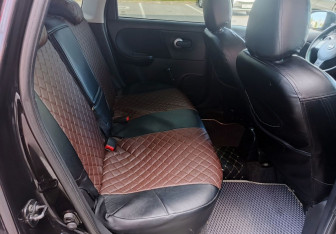 Подержанный автомобиль Nissan Note 2013 года (15 фото)