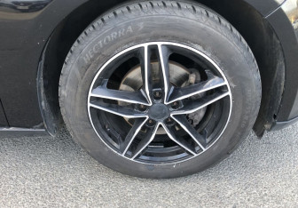 Подержанный автомобиль Ford Focus Hatchback 2012 года (15 фото)