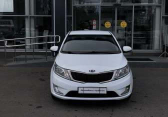 Подержанный автомобиль Kia Rio Sedan 2012 года (2 фото)