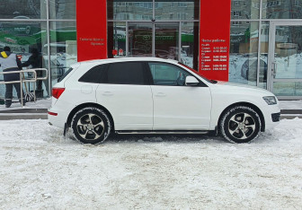 Подержанный автомобиль Audi Q5 2012 года (4 фото)
