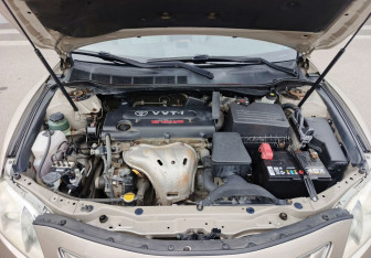 Подержанный автомобиль Toyota Camry Sedan 2007 года (11 фото)