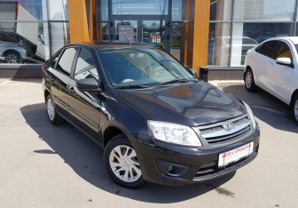 Подержанный автомобиль LADA (ВАЗ) Granta Liftback 2018 года (3 фото)