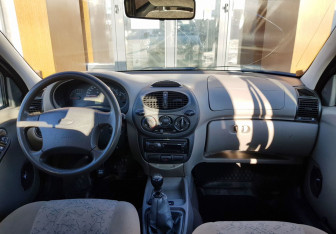 Подержанный автомобиль LADA (ВАЗ) Kalina Hatchback 2008 года (11 фото)