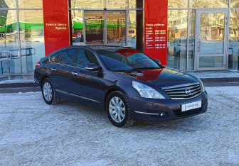 Подержанный автомобиль Nissan Teana 2009 года (3 фото)