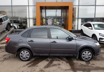 Подержанный автомобиль LADA (ВАЗ) Granta Sedan 2017 года (4 фото)