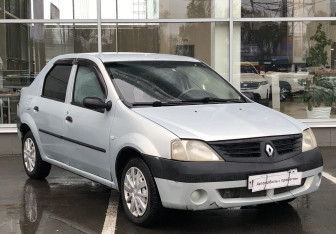 Подержанный автомобиль Renault Logan Sedan 2007 года (3 фото)