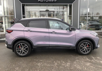 Подержанный автомобиль Geely Coolray 2024 года (4 фото)