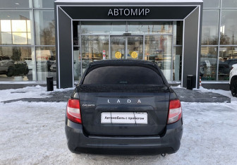 Подержанный автомобиль LADA (ВАЗ) Granta Sedan 2020 года (6 фото)