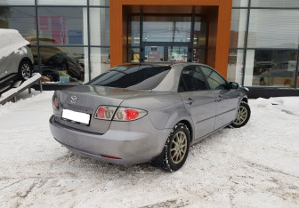 Подержанный автомобиль Mazda 6 Sedan 2006 года (5 фото)