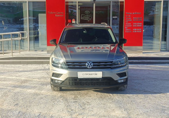 Подержанный автомобиль Volkswagen Tiguan 2020 года (2 фото)