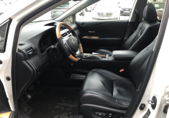 Подержанный автомобиль Lexus RX 2013 года (10 фото)