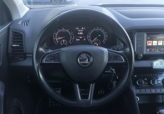 Подержанный автомобиль Skoda Karoq 2020 года (12 фото)