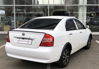 Подержанный автомобиль Lifan Solano 2011 года (5 фото)