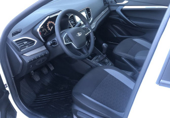 Подержанный автомобиль LADA (ВАЗ) Vesta Sedan 2023 года (9 фото)