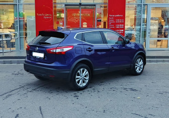 Подержанный автомобиль Nissan Qashqai 2018 года (5 фото)