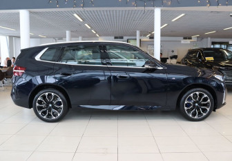 Новый BMW X3 2025 (4 фото)