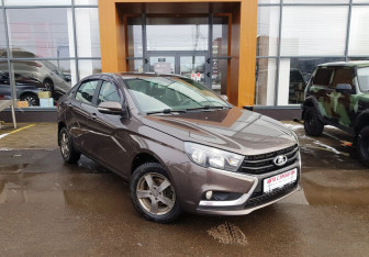 Подержанный автомобиль LADA (ВАЗ) Vesta Sedan 2016 года (3 фото)
