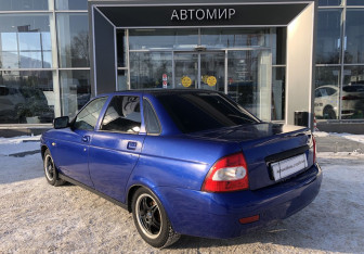 Подержанный автомобиль LADA (ВАЗ) Priora Sedan 2010 года (7 фото)