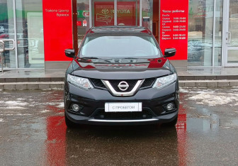 Подержанный автомобиль Nissan X-Trail 2017 года (2 фото)