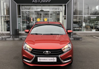 Подержанный автомобиль LADA (ВАЗ) Vesta Sedan 2017 года (2 фото)