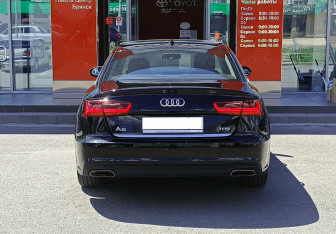 Подержанный автомобиль Audi A6 Sedan 2018 года (6 фото)