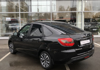 Подержанный автомобиль LADA (ВАЗ) Granta Liftback 2024 года (7 фото)