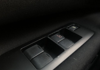 Подержанный автомобиль Nissan Qashqai 2013 года (13 фото)