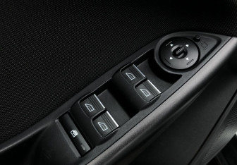 Подержанный автомобиль Ford Focus Wagon 2017 года (14 фото)