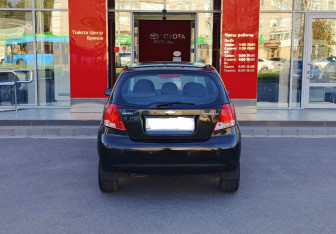 Подержанный автомобиль Chevrolet Aveo Hatchback 2007 года (6 фото)